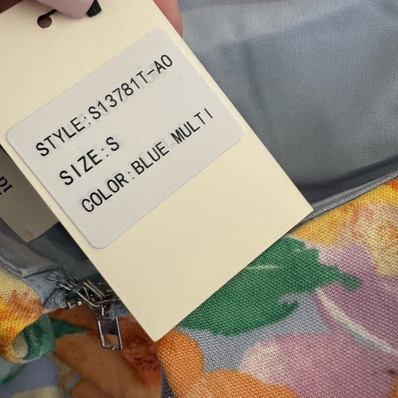 NWT Floral Tube Top, Strapless Crop Top, Pretty Spring Colors - Picture 4 of 6